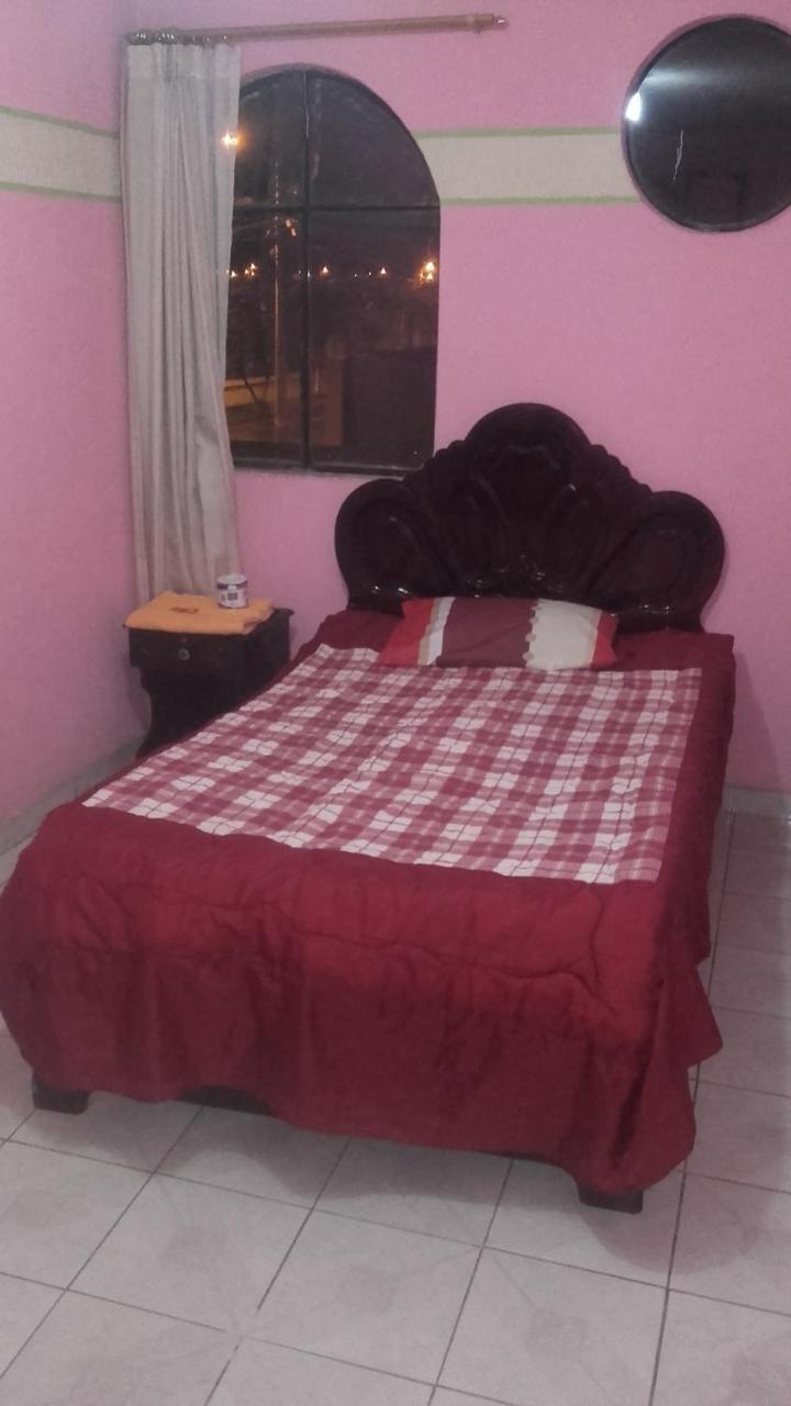Hostal Lesly Salome Тулькан Экстерьер фото